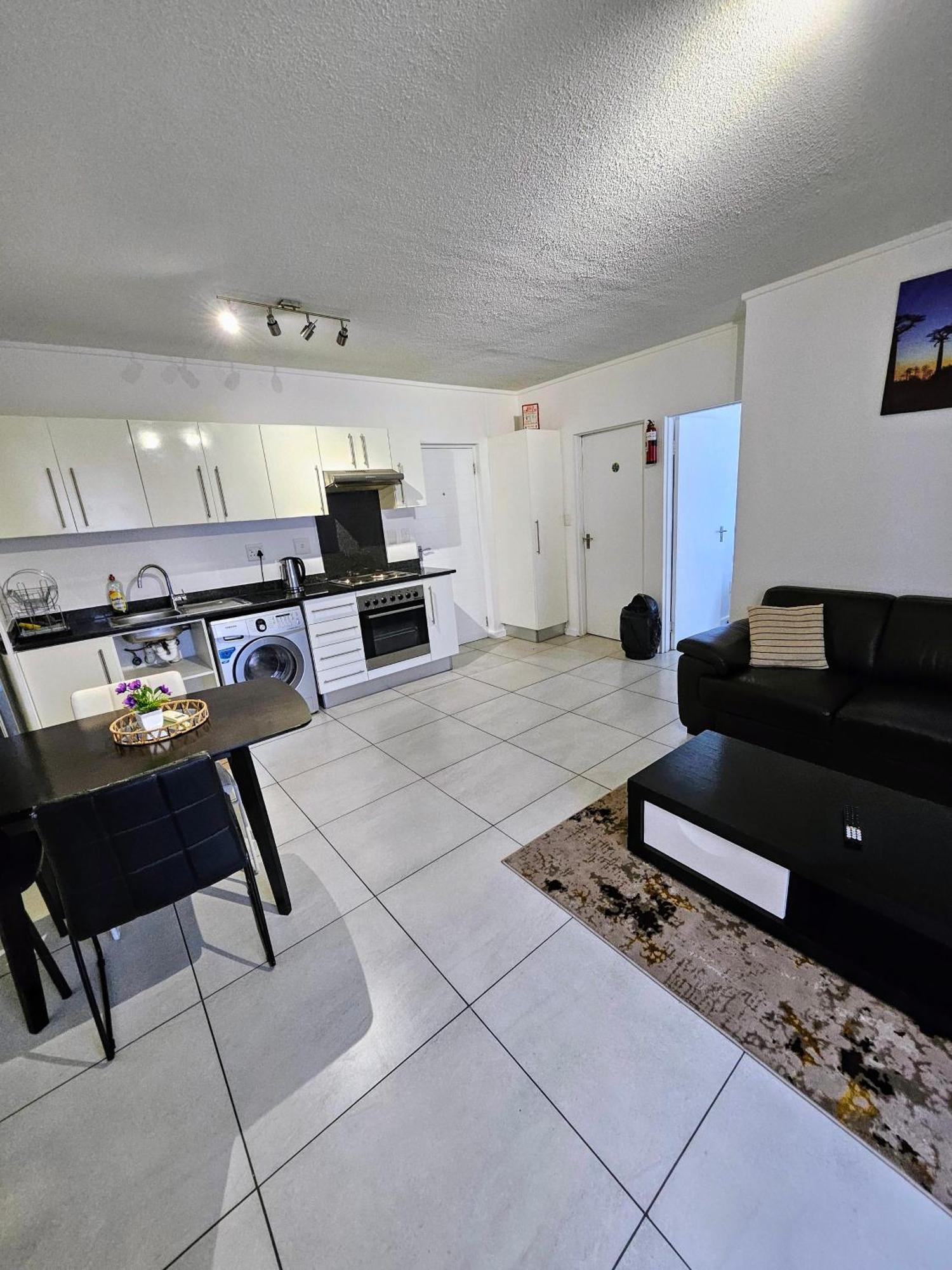 Kingelph Home-Stay Windhoek Exterior photo